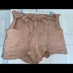 Salmon paper bag shorts with ruffle waist band and tie